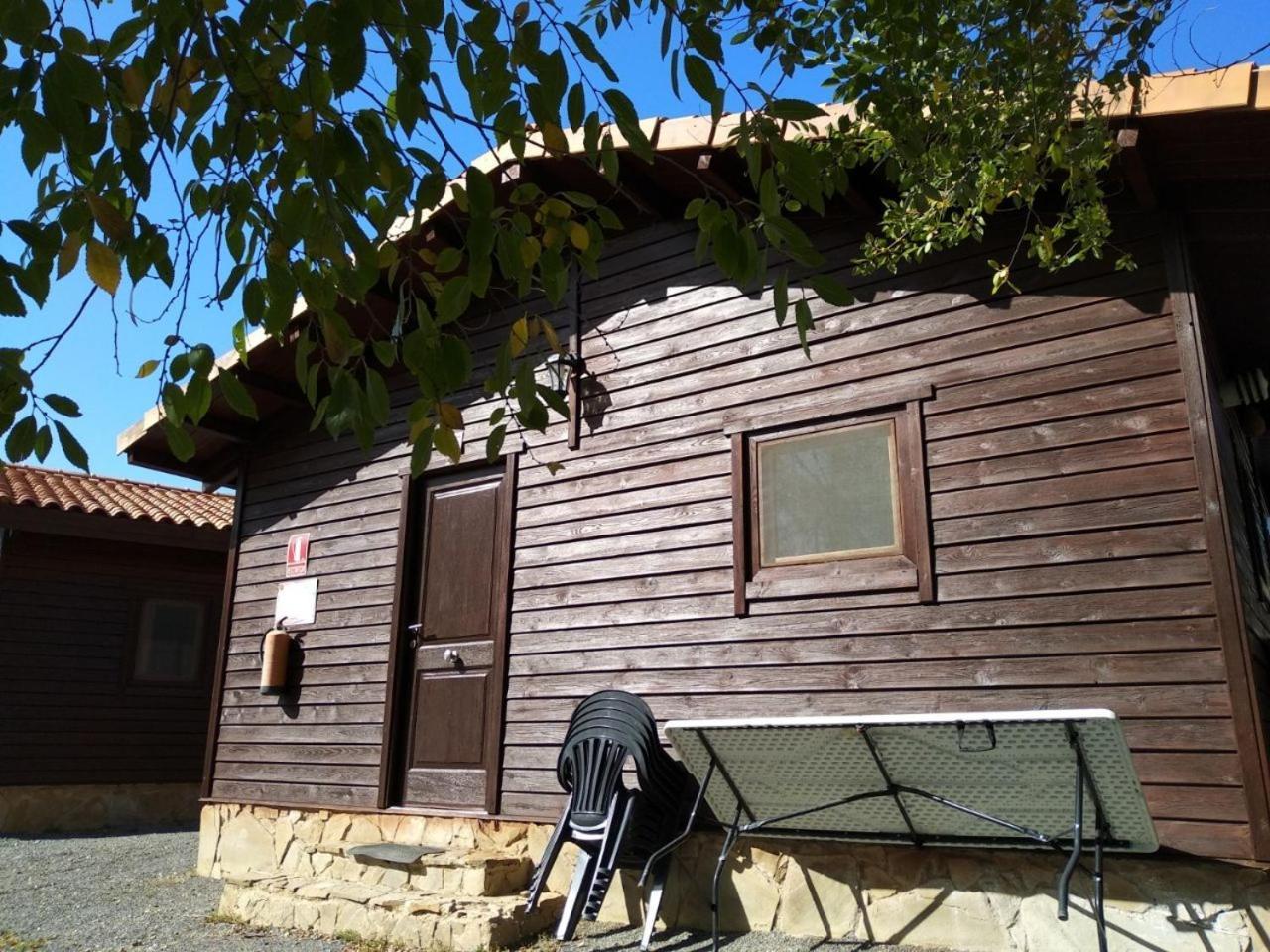 Camping Casa Fausto Cerca De Dinopolis Formiche Alto Buitenkant foto
